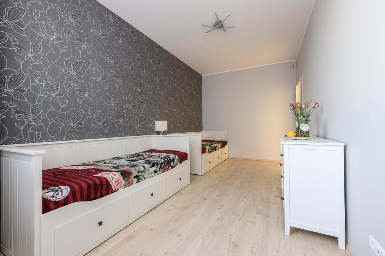 Ajk Apartament W Sea Towers グディニャ エクステリア 写真